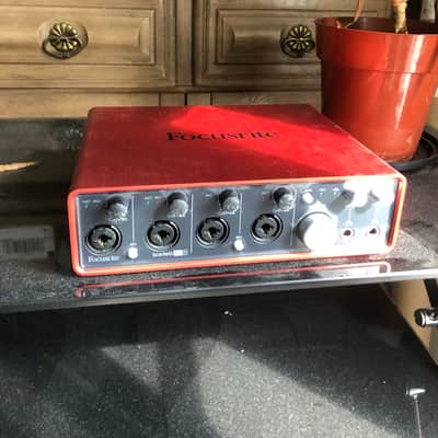 Focusrite Scarlett 18i8 2nd Gen USB Audio Interface image 1