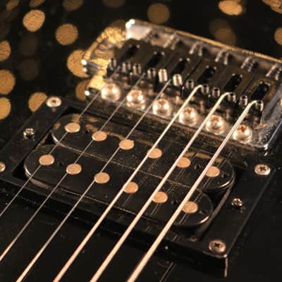 Laguna LE 122  Black HH 2008 Dual humbucker basswood , Rosewood fretboard,  Maple neck image 15