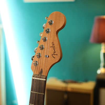 Fender Highway Dreadnought Sitka Spruce Top image 4