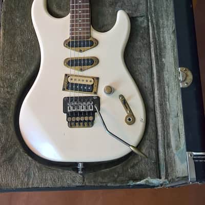 Kramer Baretta 1985 3 pickups image 1