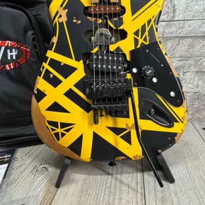 EVH #5107900528 - Limited Edition Striped Series Frankenstein Frankie Aged Black and Yellow Relic image 4