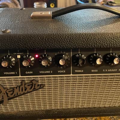 Fender Super Champ X2 HD 2-Channel 15-Watt Guitar Amp Head 2012 - 2021 - Black image 3