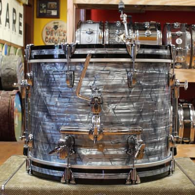 Ludwig Classic Maple Outfit in Sky Blue Pearl 14x20 8x12 14x14 image 3