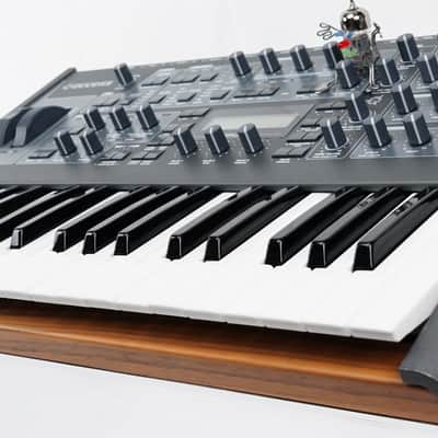 Access Virus Ti2 Darkstar Synthesizer Keyboard + Top Zustand + 1,5J Garantie image 3