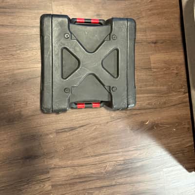 SKB 1SKB-R4S 4U Shallow Roto-Molded Rack Case with Steel Rails 2010s - Black image 6