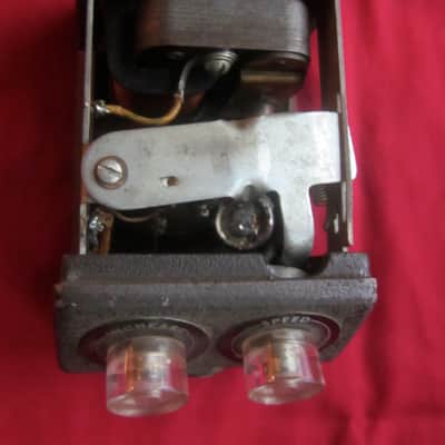 DeArmond 601 Tremolo 1940s image 10