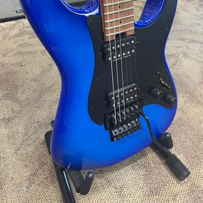 Charvel Pro-Mod Plus So-Cal Style 1 HH FR CM 2025 - Blue Burst image 2