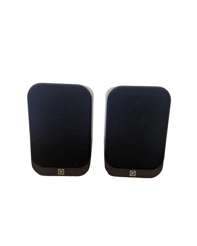 Q Acoustics 3010 HI-FI Speaker Pair - Black HI-FI Speakers - Compact Design - Excellent w/ & tags imagen 1