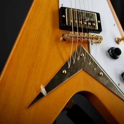 Epiphone '58 Korina Flying V 2023 - Aged Natural (White Pickguard) image 7