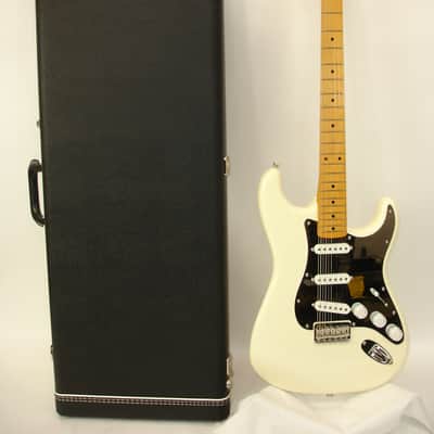 2022 Fender Nile Rodgers Hitmaker Stratocaster Electric Guitar, Maple Fingerboard, Olympic White w/ Case image 2