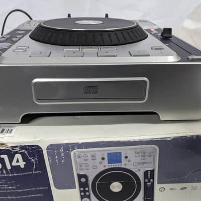 Stanton C.314 DJ Tabletop CD Player With Mp3 Playback Mixer Turntable - Working in Orig. Box image 8