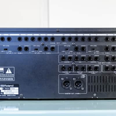 Roland M-240R 24 Channel Line Mixer image 5