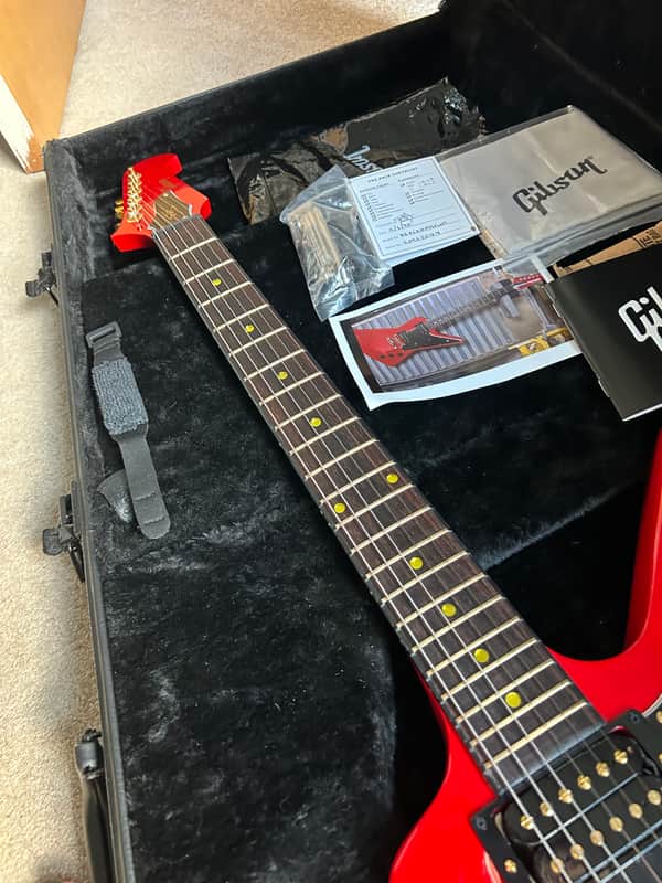 Gibson Lzzy Hale Signature Explorerbird 2022 - Cardinal Red - Image 7