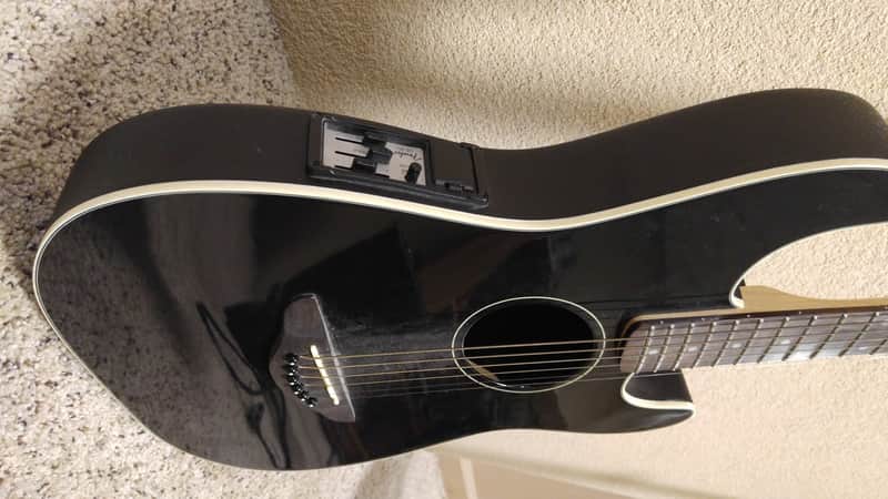 Squier Stratacoustic 2000s Black | Reverb