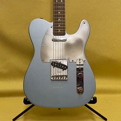 014-0310-783 Fender Chrissie Hynde Road Worn™ Telecaster® Guitar With Hardshell Case & Strap image 2