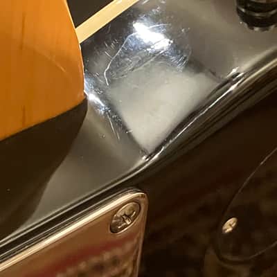 Reverend Reeves Gabrels Signature 2010 image 14