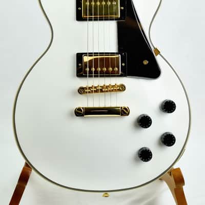 Epiphone Les Paul Custom Ebony Fretboard ProBucker Custom Pickups Gold Hardware image 3