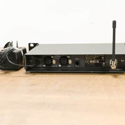 Sennheiser SR 300 IEM G2 Wireless In-Ear Monitor Transmitter 518-554 MHz CG0132Q image 5