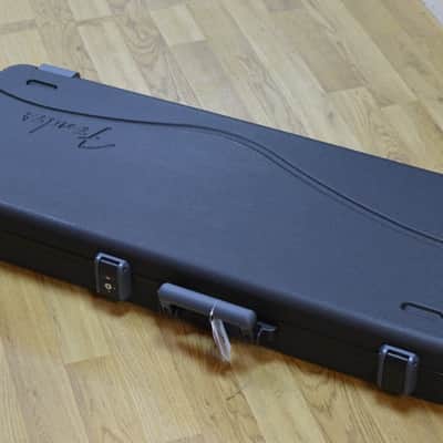 Fender American Ultra Stratocaster Maple Fingerboard Texas Tea with Hard Case B-Stock image 10