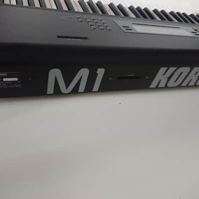 Korg M1