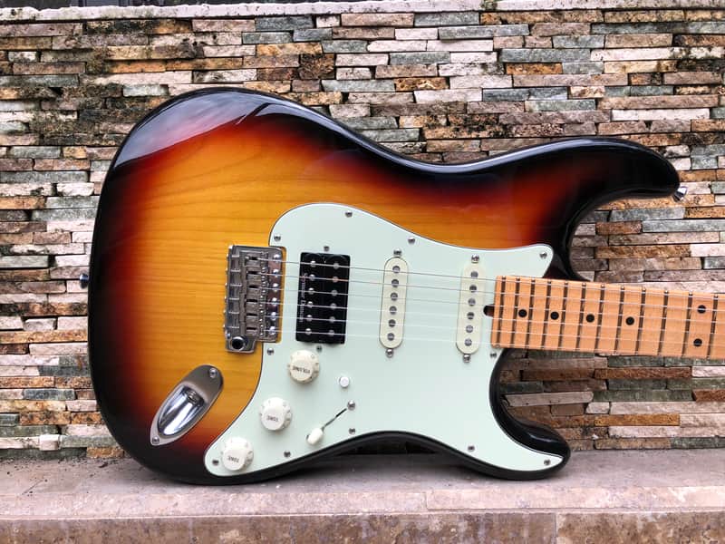 JAMES TYLER  Classic USA made MASTERBUILT amazing Strat style guitar image 1