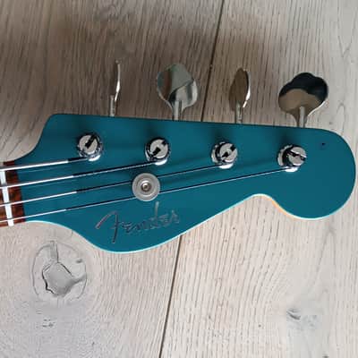Fender Classic Player Rascal Bass 2015 - Ocean Turquoise image 9
