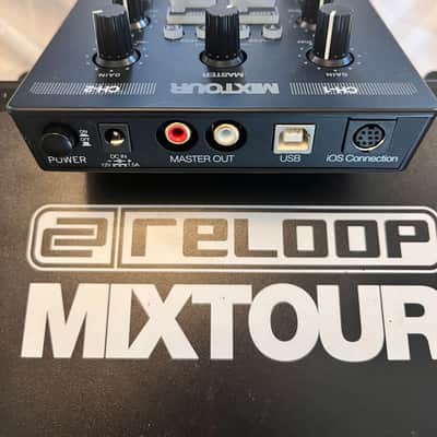 Reloop Mixtour Portable DJ Controller + Official Flight Case - Mint Condition, Tested image 4