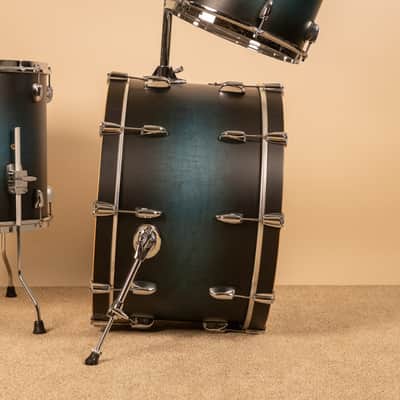 Gretsch Renown RN2-R643 Satin Antique Blue Burst Drum Set image 10