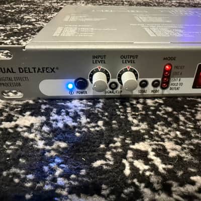 Peavey Dual Deltafex Digital Effects Processor - Silver image 3