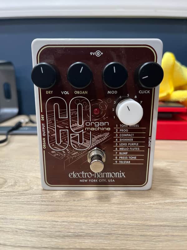 Immagine **LIKE NEW** Electro-Harmonix C9 Organ Machine 2014 - Present - Brown - 1