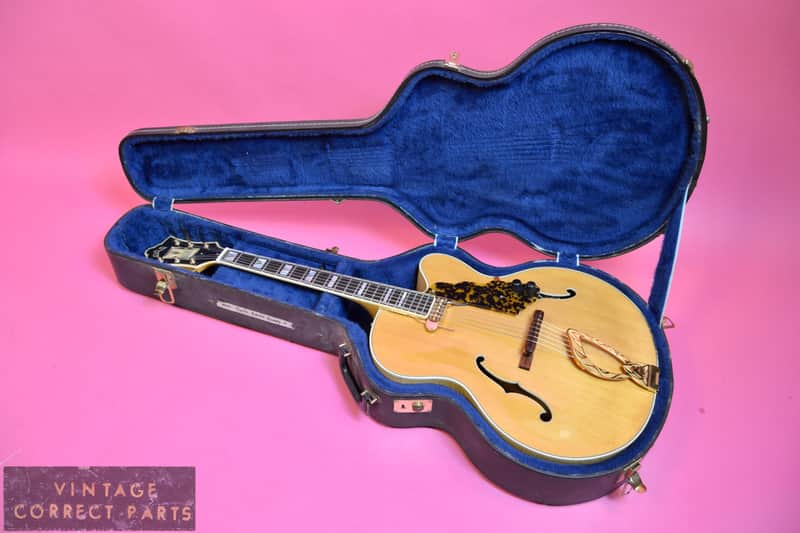 Vintage 1971 Guild Artist Award Model with DeArmond 1100 Pickup - Original Case - Johnny Smith