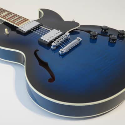 2007 Gibson ES-137 Classic Electric Guitar in Blue Burst with Original Hardshell Case image 10