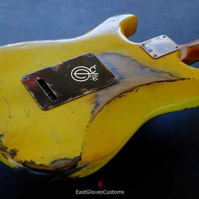 Fender Stratocaster HSS TV Yellow Heavy Aged Relic image 7