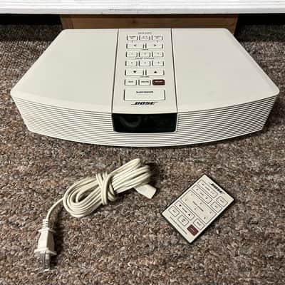 Bose Wave Radio Model AWR1-1W White w/ Remote & Cord PARTS/REPAIR READ image 1