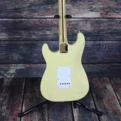 Fender Mexican Strat HSS 1996-1997 Aged White image 4