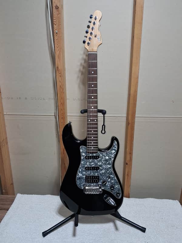 G&L Tribute Series Legacy HSS with Rosewood Fretboard 2010 - 2022 - Black image 1