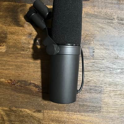 Shure SM7B Genuine Cardioid Dynamic Microphone 2001 - Present - Black image 6