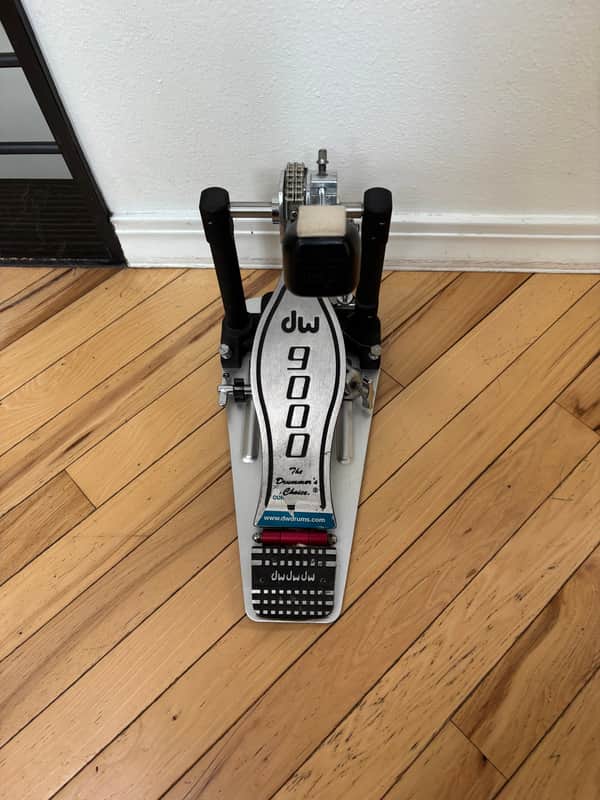 DW 9000 Series Single Bass Drum Pedal image 1