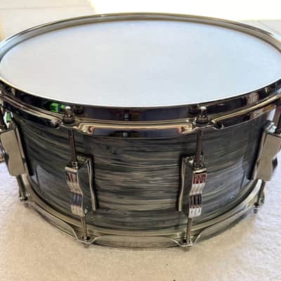 Ludwig Classic Maple 2000’s - Vintage Blue Oyster image 3
