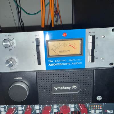 AudioScape Engineering Co. 76A Limiting Amplifier / Compressor 2018 - 2021 - Silver / Blue Stripe image 3