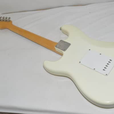 YAMAHA ST400R Stratocaster type 80s Electric Guitar Ref No. 6901 image 10