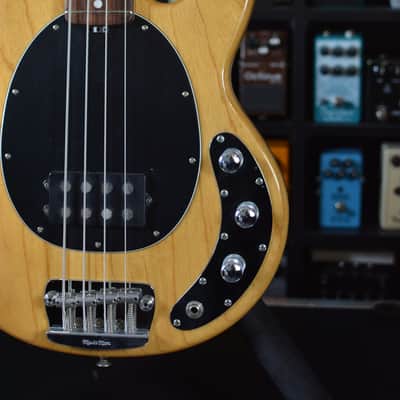 Ernie Ball Music Man StingRay 4 H with Rosewood Fretboard 1991 - 1998 - Natural image 8