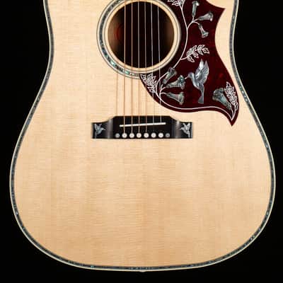 Gibson Custom Shop Hummingbird Custom Koa Antique Natural (075) image 3