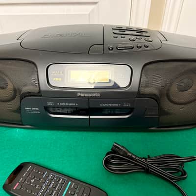 Panasonic RX-DT501 Portable Stereo CD System image 1