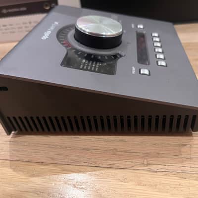 Universal Audio Apollo Twin X QUAD Heritage Edition Thunderbolt 3 Audio Interface 2020 - Present - Gray image 6