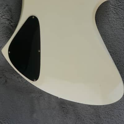Fernandes Mockingbird - White 4-String Bass Japan w/ Gig Bag image 20