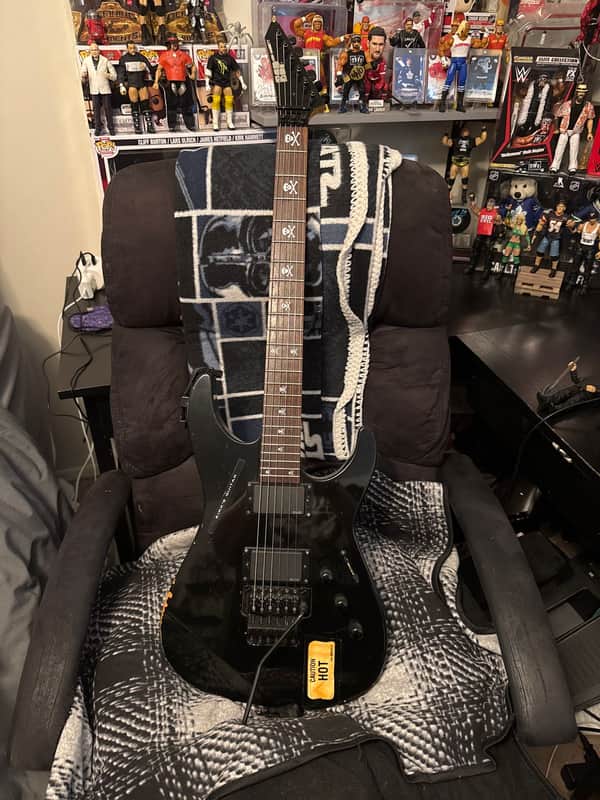 ESP ESP Original Series Kirk Hammett KH-2 Vintage Distressed Black w/case 1995-2019 - DISTRESSED image 1