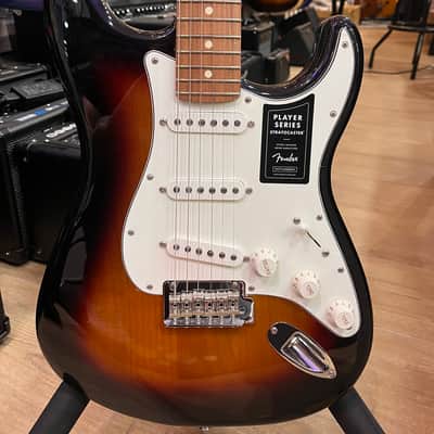 Fender Player Stratocaster Pf 3Ts image 2