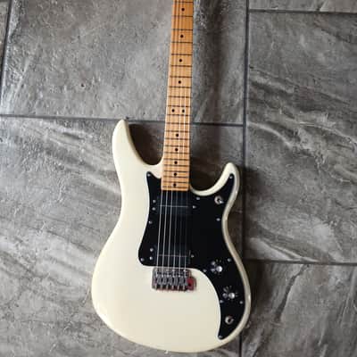 Peavey Patriot with Power Bend Vibrato 1983 - 1987 - White image 2