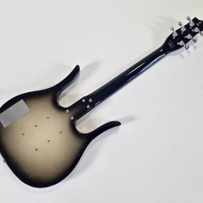 Danelectro Longhorn 3-Pickups Blackburst image 15
